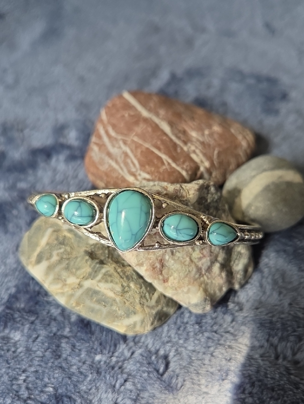 Bohemian/Southwestern Style Cuff Bracelet With Faux Turquoise Stones. NWT